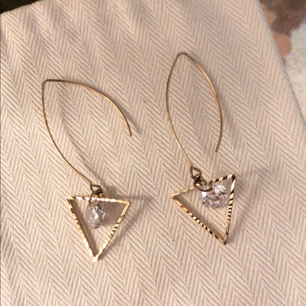 Francesca’s heart dangle earrings